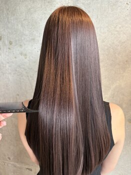 コティ(Kotii)の写真/パサつき、うねりなど大人女性が持つ髪の悩みを解決◎髪質改善トリートメントで美しいツヤ髪へ導きます。