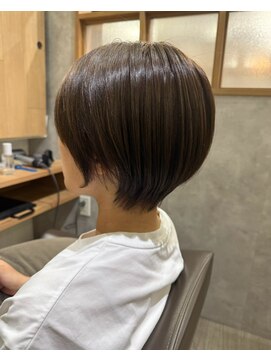 ロッカ(ROCCA) 襟足すっきり美シルエットショート