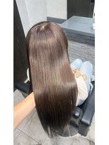 ロンドルピナス 小倉(Lond Lupinus) 縮毛矯正/ワンホンレイヤー/ミルクティーブランド/ダークブルー