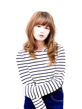 エメリヘアー(Emeli Hair) スウィートロング