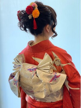 ウエニアフェクト(UE2 AFECTO) 可愛い成人式ヘア