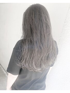 ヘアーアンドアトリエ マール(Hair&Atelier Marl) 【Marl】細かいハイライト入りグレージュカラー♪
