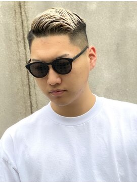 クオンヒール 淀屋橋店(QUON HEAL) スペインカール/スパイキーショート/フェザーパーマ/フェード