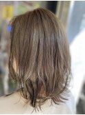 【脱白髪染めハイライト】 白髪率30% アッシュベージュ