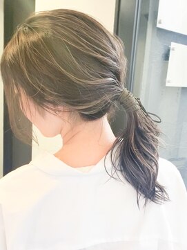 ノラ ウメダ(NORA UMEDA) 【NORA UMEDA 高木】20代30代◎大人可愛いオリーブハイライト