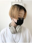 ショートボブ