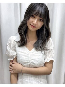 リリー(Lilley) 当日予約/ブリーチカラー/ダブルカラー/インナーカラー／顔周り