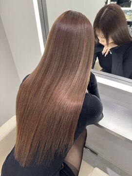 テイス 新宿(TACE) 透明感ブラウン[メルティカラー/フェミニンロング/新宿]