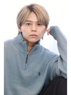 シロフイケブクロ(shirof ikebukuro) 20代/30代/40代/センターパート/メンズ/ハイトーン