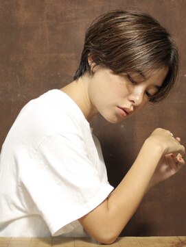 シアンデルカ(CYANDELUCCA) 大人のハンサムショートヘア