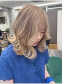ホワイトベージュ　