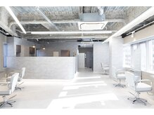 ソヨン 横浜店(SOYON)の雰囲気（SOYON横浜[縮毛矯正/髪質改善/レイヤーカット/顔周り/艶髪/横浜]）