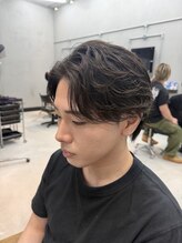 ネオン(NEON)&nbsp;大人気!フェザーパーマ