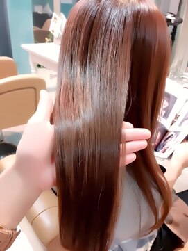 ロンド 銀座(Lond) 光沢カラー シャイニー♪ 担当 伊原亜里紗