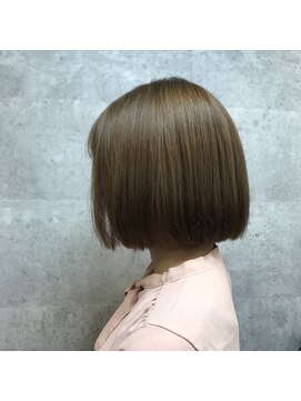 キャラ シャローネ 池袋(Chara Chalone) ミニボブ☆インナーカラーレッドバイオレット