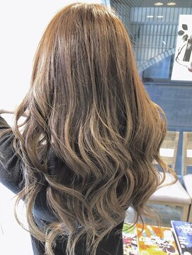 ティアラ 桜木町(TIARA) お客様style～ハイライト☆サファリベージュ