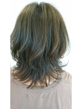 シエリヘアーデザイン(SIERI HAIR DESIGN) 《 SIERI 》 エアリー感たっぷりの大人可愛いミディアム