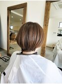ショートボブ