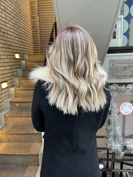 ラフ(LAFF) #黒髪#ボブルフ#ネビージュ#小顔#ワンレン