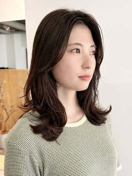 トエン(toen) 大人の上品ミディアムスタイル