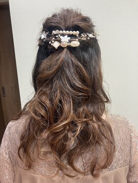 フォルトゥナ(Fortuna) ハーフアップ