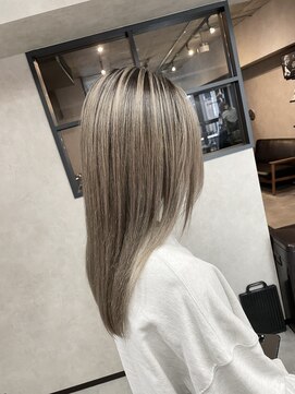 サニー 渋谷(SUNNY) バレイヤージュ、ハイライト、レイヤーロング、グレーベージュ