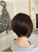 前下がり軽めボブ