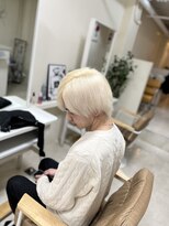 カリーナ(CARINA)&nbsp;ホワイトカラー/黄ばみ抑えたい方へ