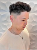 ワイルドアップバングスキンフェードアイロンパーマ爽やか