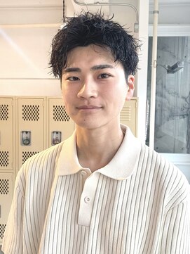 キジ(kiji) 爽やかスパイキーショートパンパーマソフトツイストスパイラル