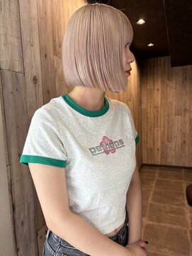 ケイリー(KAYLEE) 【ブリーチ2回】ピンクベージュボブ