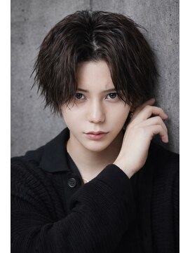 アイトーキョープラスシー 横浜(AI TOKYO+Sea) MEN’S横浜/センターパート/フェザーパーマ/毛流れパーマ/高島町