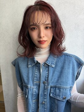 フィガロ ウメダ(FIGARO UMEDA) アッシュカラー レイヤーカット/20代/30代/顔まわりカット