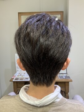 ユーネリー(U-NERY) ベリーショート