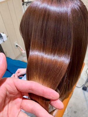 【堺東駅徒歩3分】髪質改善&縮毛矯正特化サロン☆艶やかで、やわらかな手触りに！
