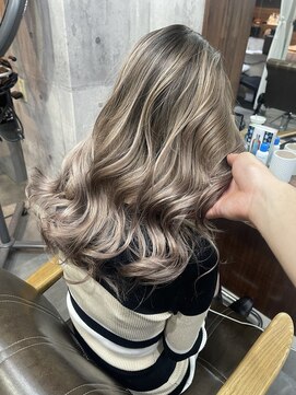 ラフ(LAFF) #黒髪#ボブルフ#ネビージュ#小顔#ワンレン