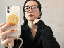 Director / Top Stylist / 吉原 理佐 / 大人のミニマルなスタイルはお任せ下さい◯