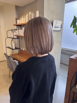 ロカリタ キョウト 四条大宮店(ROCAReTA kyoto) ミルクティーベージュ