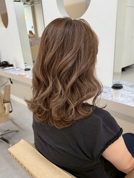 エトレ(etore) マロンベージュ/レイヤーカット/ロングウェーブ
