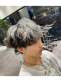 Wブリーチ ホワイトシルバー ツートンカラー