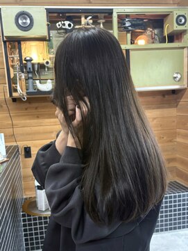 ラロ(raro) オリーブグレージュ