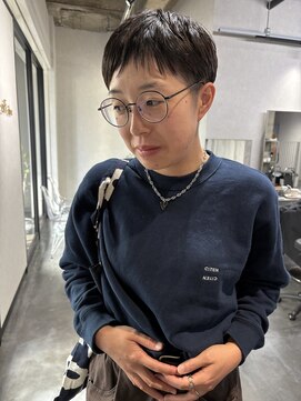 オフ エルア(ofF ’elua) 刈り上げベリーショート