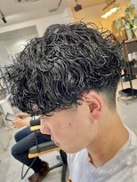 フゥ 宇都宮戸祭(FeU)&nbsp;センターパート 波巻きパーマ スパイラルパーマ マッシュ