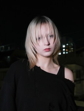 ルル 表参道(lulu.) レイヤー/ウルフカット/ハイトーン/暖色カラー/デザインカラー