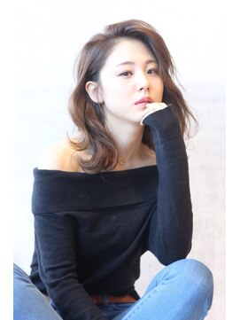 ルララドゥ 色気ウェーブ ひし形シルエット