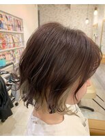 アトリエコパン(atelier copan)&nbsp;インナーベージュホワイトとミニマムボブ