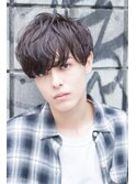 ビジネスマンに人気！くせ毛風パーマ×フェザーマッシュ