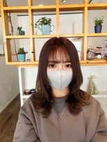 コズ(Co’z)&nbsp;人気上昇中ソフトウルフカット レイヤーカット