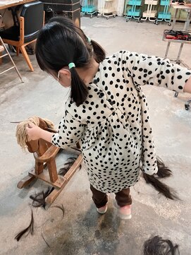 メーヴェ(Mowen) [ 女の子キッズカット ]