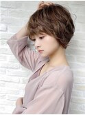 《前地 麻衣》オフィスでも◎横顔美人　ひし形シルエット